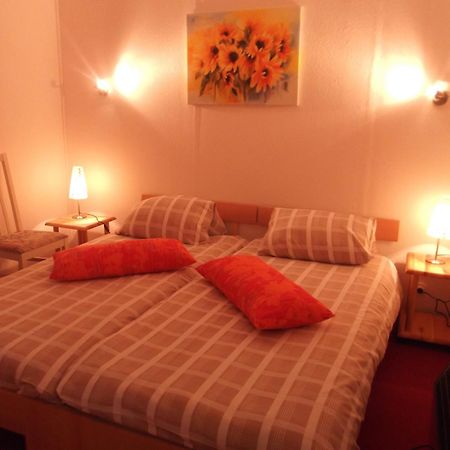 Bungalows Zur Alten Faehre Werder  Room photo